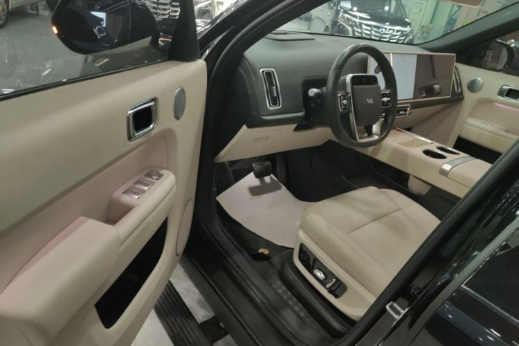 Used Li Auto L9 2024 Ultra Model
