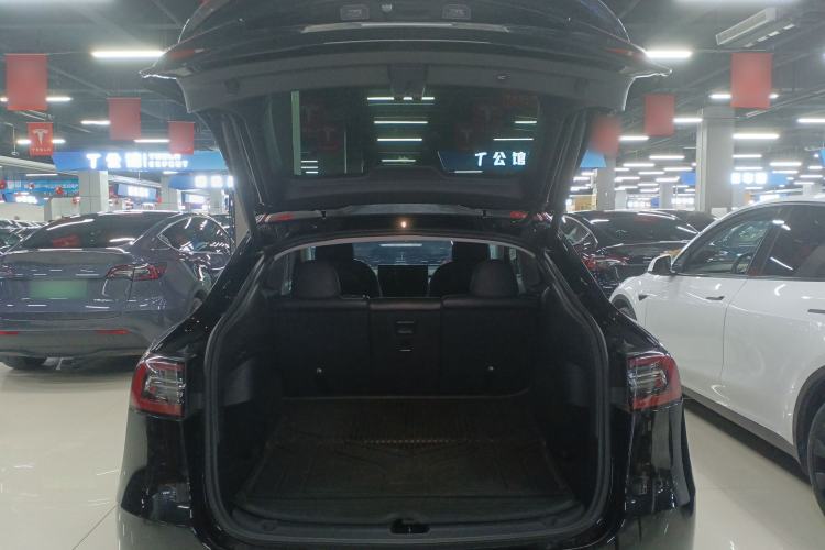 Used Tesla Model Y 2022 Rear-Wheel-Drive Version
