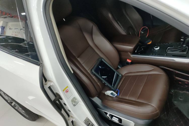 Used Wey VV5 2017 2.0T Ultra-Luxury Version
