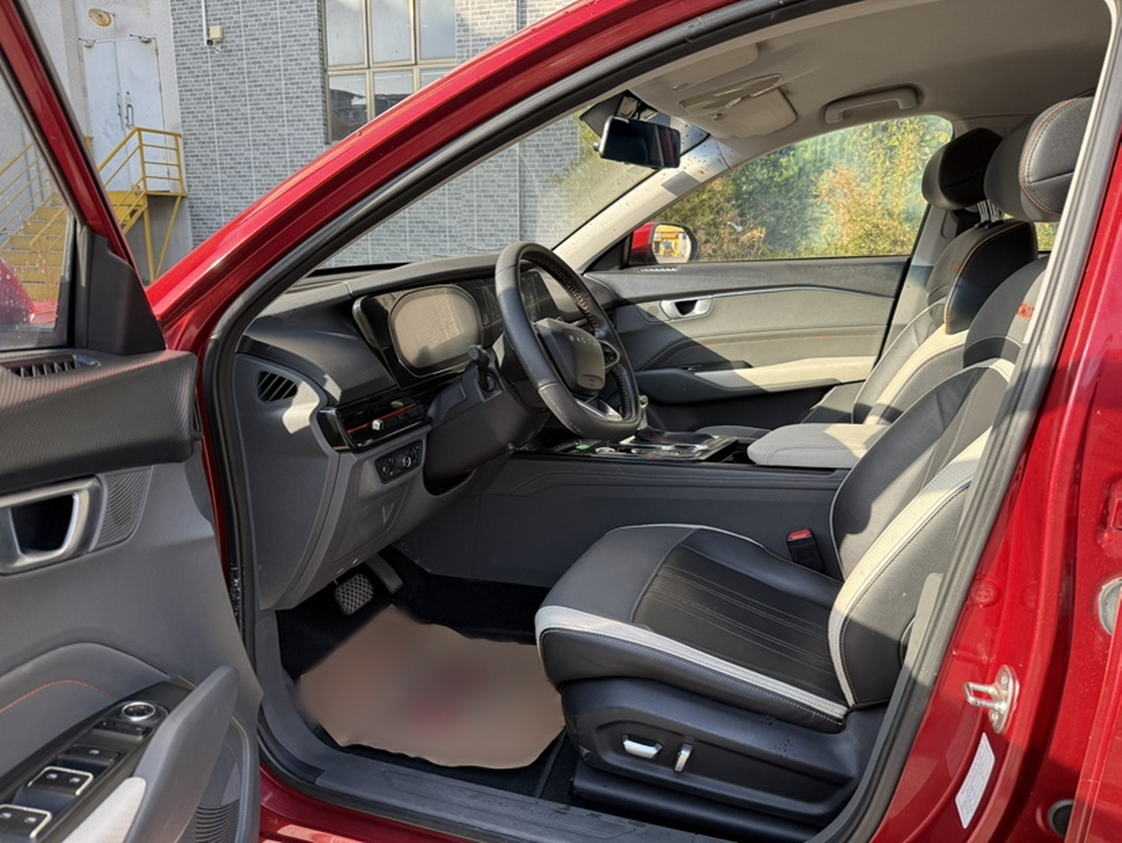 Переднее сиденье в автомобиле