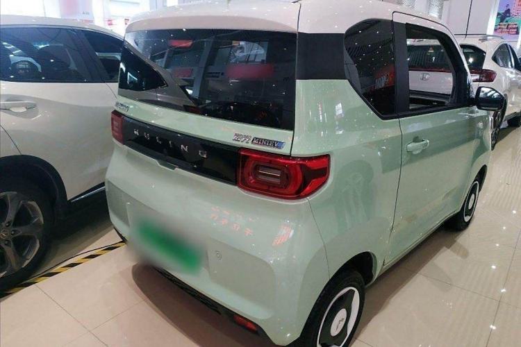 Used Wuling Hongguang MINIEV 2022 Macaron Premium Model – Lithium Iron Phosphate
