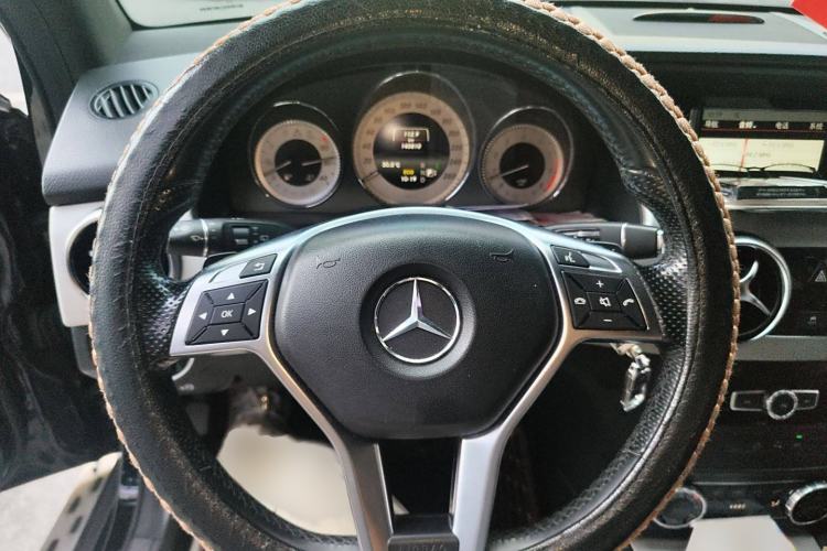 Used Mercedes-Benz GLK-Class 2015 GLK 260 4MATIC Fashion Edition Ultimate Version
