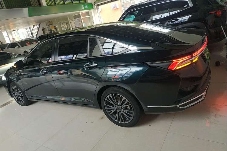 Used Dongfeng Aeolus Yixuan MAX 2021 1.5T Super-Powered Dad Edition
