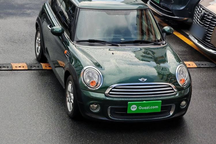 Used  MINI 2011 1.6L ONE

