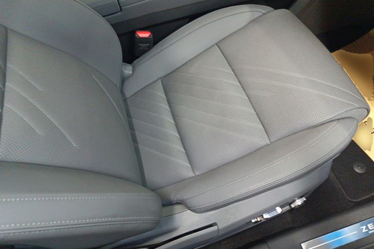 Used Zeekr 001 2025 WE Edition 100 kWh Rear-Wheel Drive
