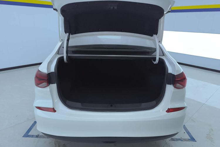 Used Chevrolet Monza 2022 320 Automatic Enjoyment Sunroof Version
