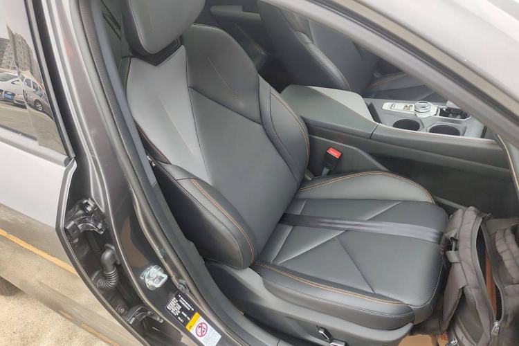 Used Changan UNI-V 2022 1.5T Prestige Version