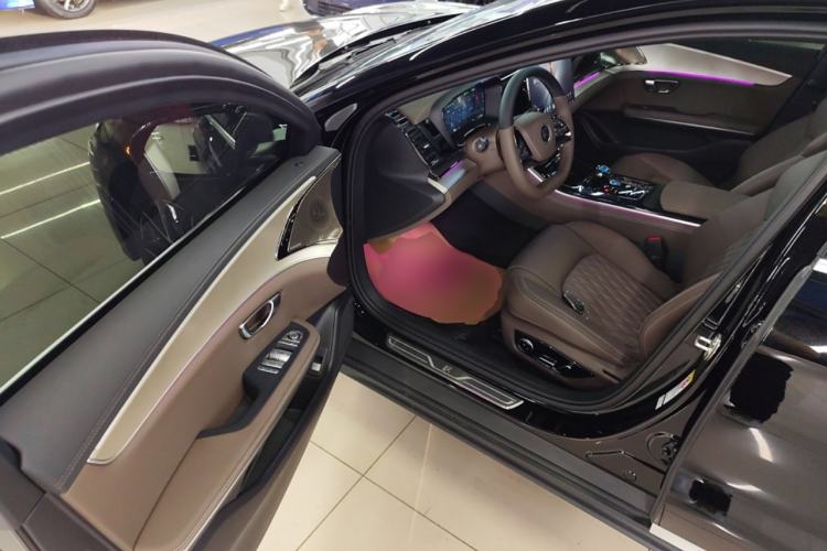 Used BYD Han 2025 DM-i Smart Drive 125KM Prestige Model
