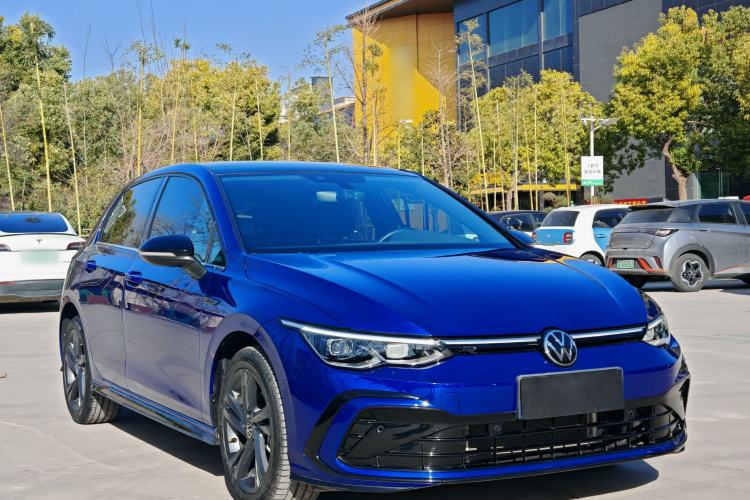 Used Volkswagen Golf 2023 Facelift 280TSI DSG R-Line Lite
