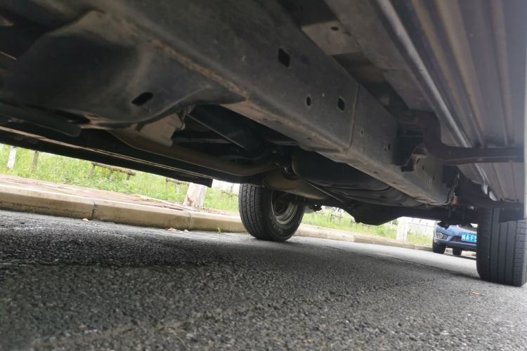 Used Isuzu D-MAX 2018 2.5T Four-Wheel Drive Base Version Extended Length JE4D25Q5A
