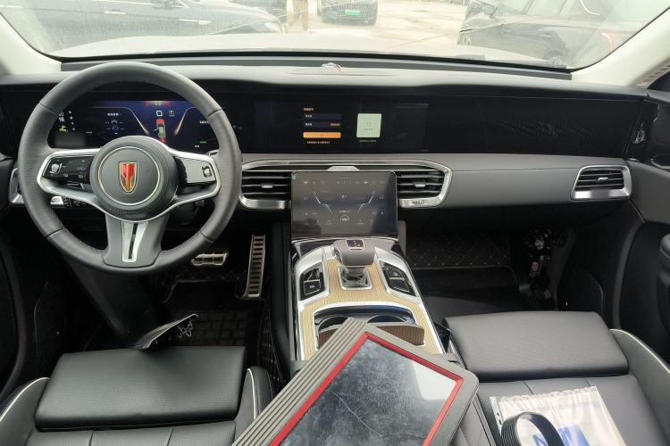 Used Hongqi E-HS9 2022 690 km Range Flagship Edition Six Seats
