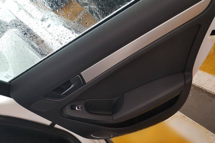 Used Audi A4 2014 40 TFSI allroad quattro plus version
