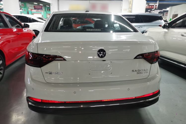 Used Volkswagen Sagitar 2025 Facelifted 300TSI DSG Flyover Edition