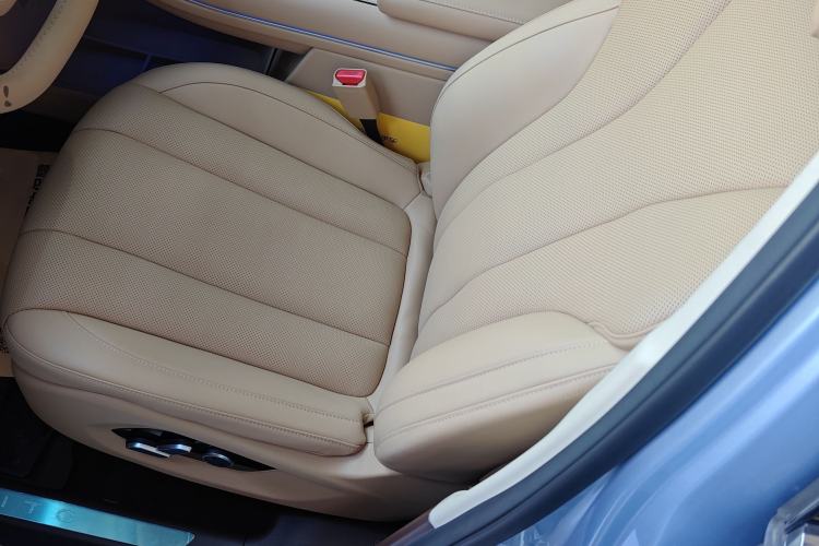 Used Hima AITO M7 2024 1.5T Intelligent Driving Rear-Drive Max Edition 5 Seats
