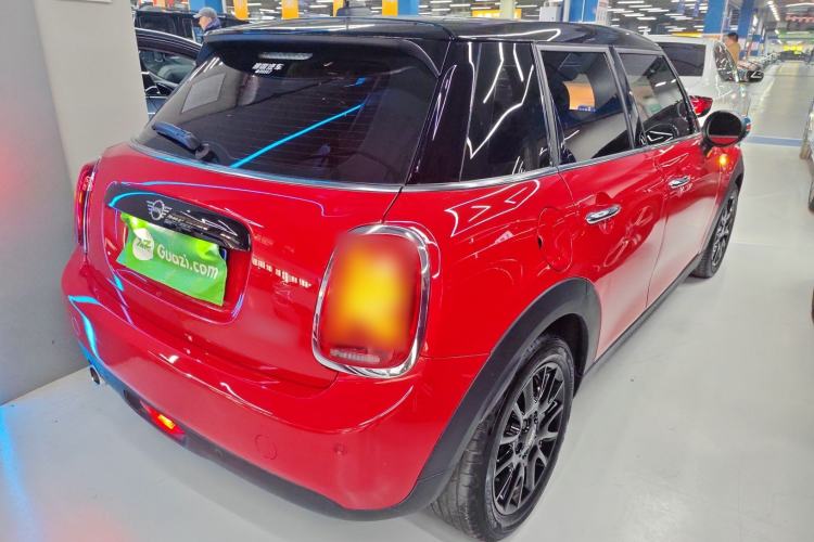 Used  MINI 2019 1.5T COOPER Classic Edition Five-Door Version
