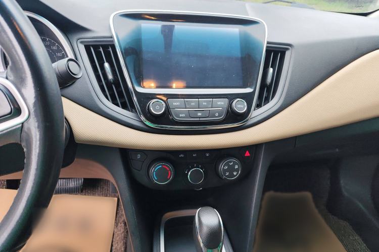 Used Chevrolet Monza 2022 320 Automatic Enjoyment Edition
