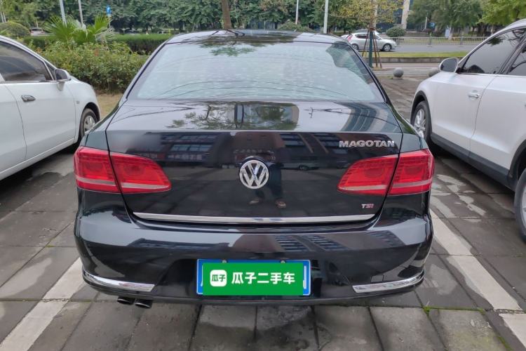 Used Volkswagen Magotan 2015 Facelift 1.8TSI Luxury Model
