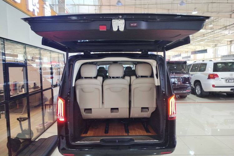 Used Mercedes-Benz V-Class 2018 V 260 L Prestige Extended Version China VI
