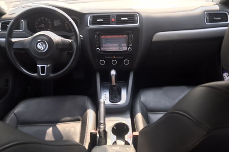 Used Volkswagen Sagitar 2014 1.6L Automatic Comfort Model
