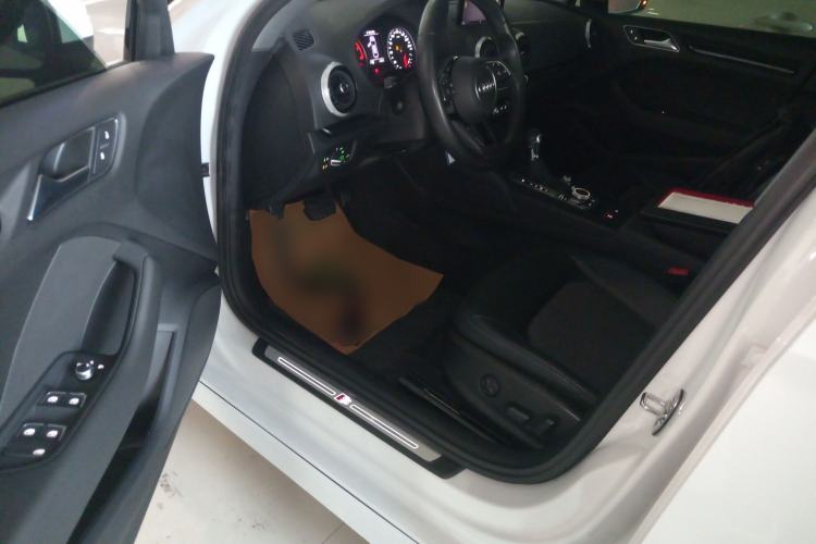 Used Audi A3 2019 Limousine 35 TFSI Fashion Edition China VI Emission Standard
