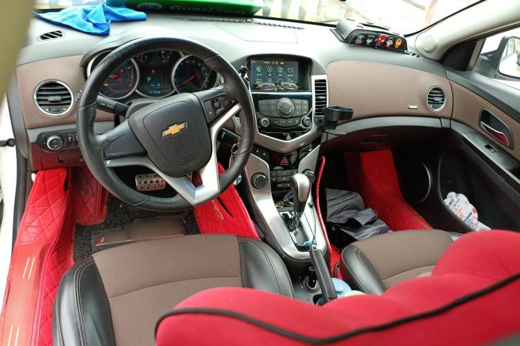 Used Chevrolet Cruze 2013 Hatchback 1.6L Automatic Luxury Model