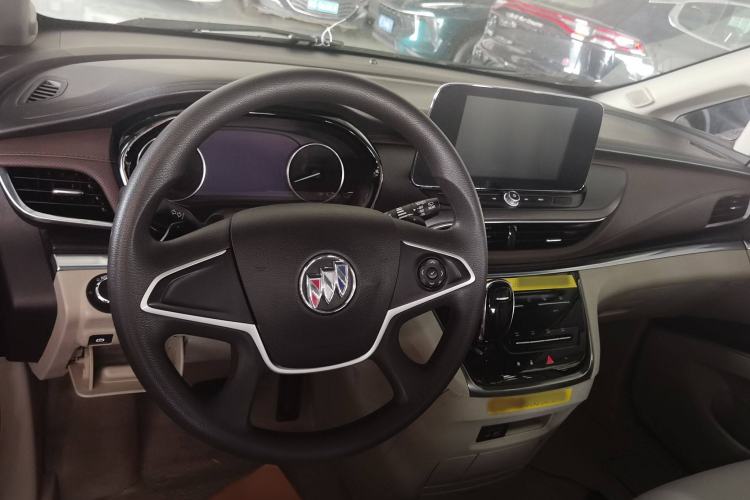 Used Buick GL8 2022 Land Cruiser Executive Class 652T Comfort Model
