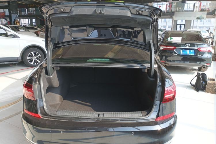 Used Volkswagen Passat 2019 330TSI Elite Edition China VI