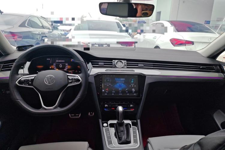 Used Volkswagen Magotan 2023 2 Million Units Limited Edition 280TSI DSG Leading Version
