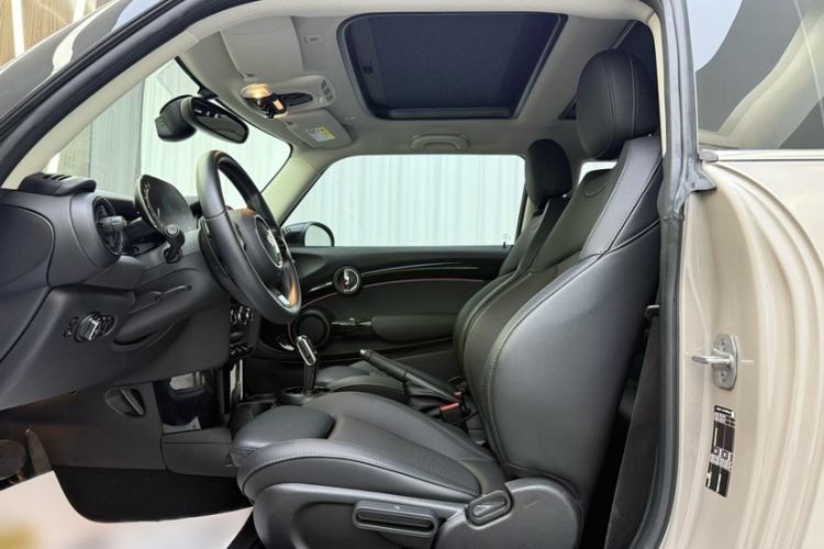 Used MINI MINI 2022 Updated 2.0T COOPER S Classic Edition