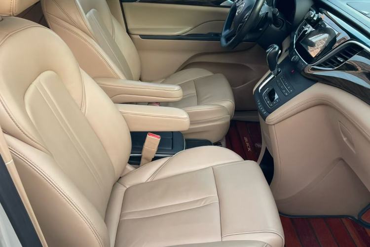 Used Buick GL8 2017 ES 28T Premium Version China V Standard
