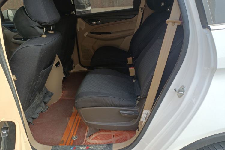 Used Baojun 730 2017 1.8L iAMT Prestige Version 7 Seats