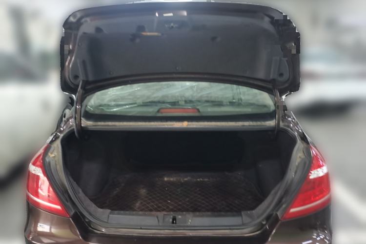 Used Geely Auto Emgrand 2015 Sedan 1.3T Manual Upward Edition
