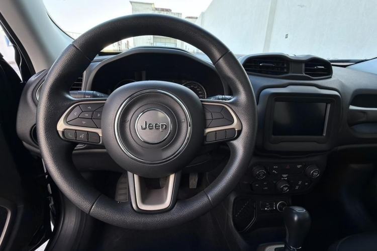 Used  Renegade 2017 180T Automatic High-Energy Version