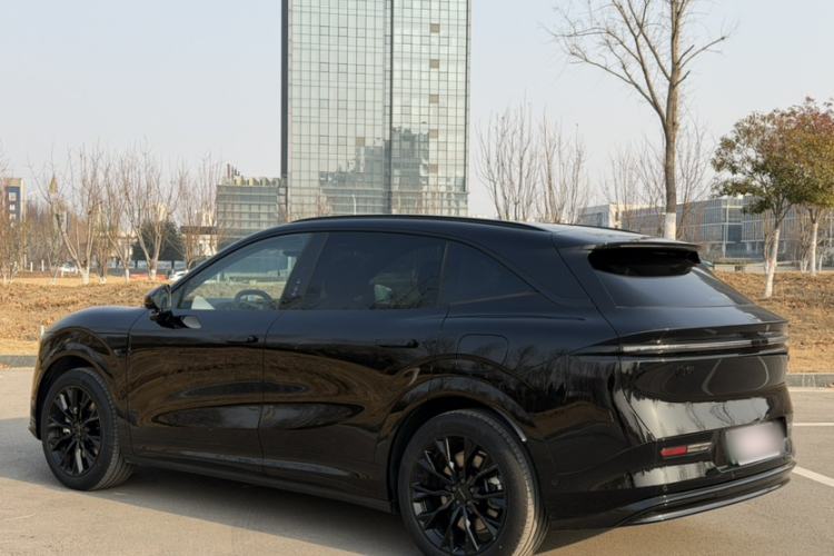 Used Zeekr 7X 2025 100 kWh Long-Range Rear-Wheel Drive with Intelligent Driving Features
