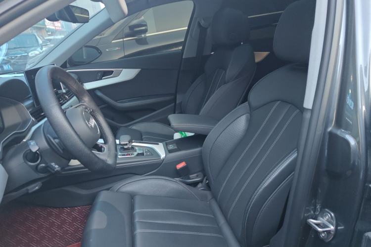 Used Audi A4L 2022 40 TFSI Luxury Dynamic Model