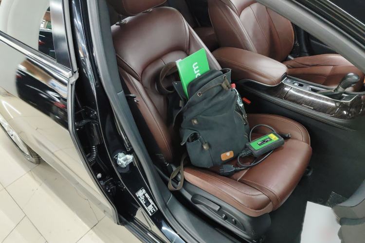 Used Buick LaCrosse 2013 2.4L SIDI Elite Comfort Version
