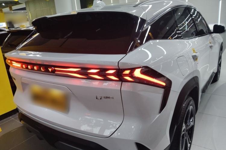 Used  L7 2025 EM-i 115km Exploration+ Edition