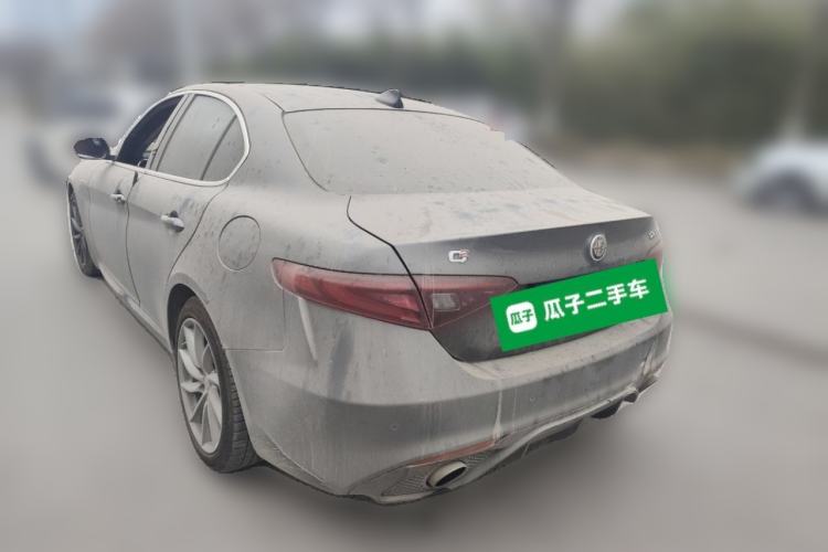 Used Alfa Romeo Giulia 2017 2.0T 280HP Luxury Edition
