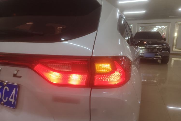 Used Haval M6 2021 PLUS 1.5T DCT Elite Smart Connectivity Model
