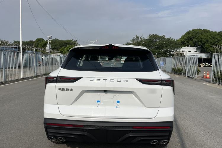 Used JETOUR Dashing 2025 1.5T DCT Luxury Edition
