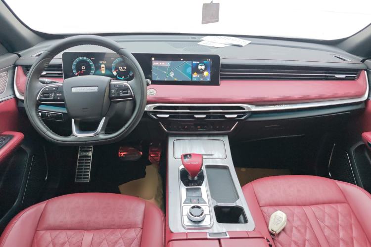 Used Jetour X70 PLUS 2023 1.5T DCT Brave PLUS 5-Seater
