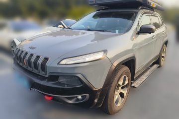 Used Jeep Cherokee 2014 3.2L High-Performance Version