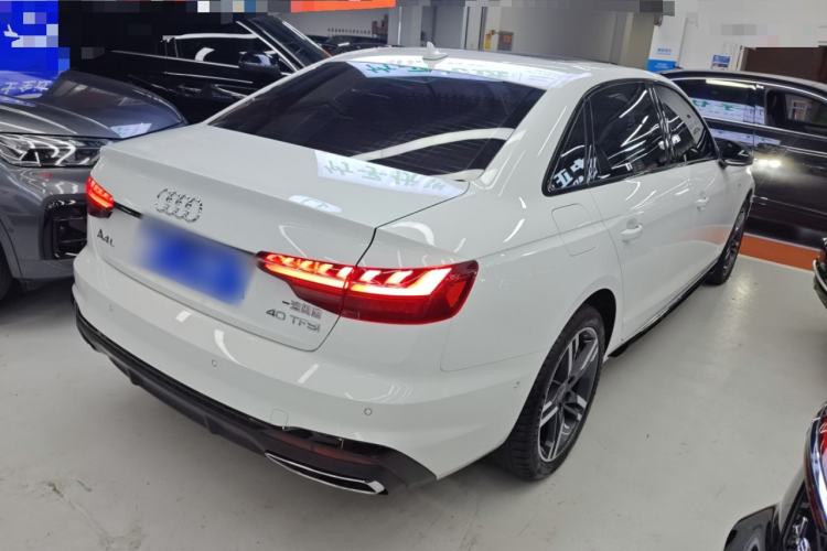 Used Audi A4L 2022 40 TFSI Luxury Dynamic Model
