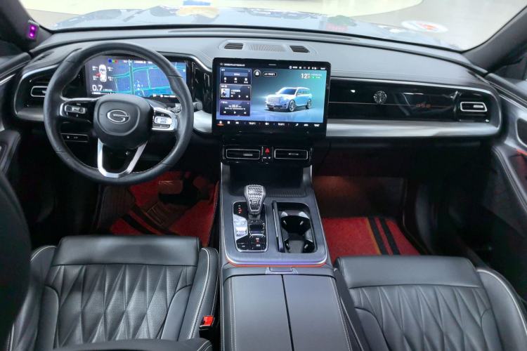 Used GAC Trumpchi GS8 2022 Linghang Series 2.0 TGDI Two-Wheel-Drive Luxury Smart Connectivity Version (7 Seats)
