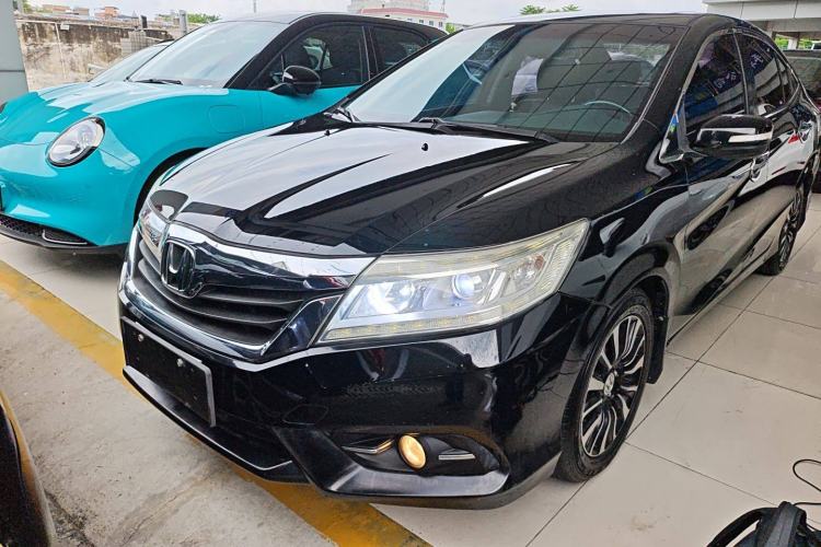 Used Honda Crider 2013 1.8L automatic luxury edition
