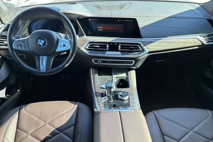 Used BMW X5 2022 Restyled xDrive 40Li M Sport Package
