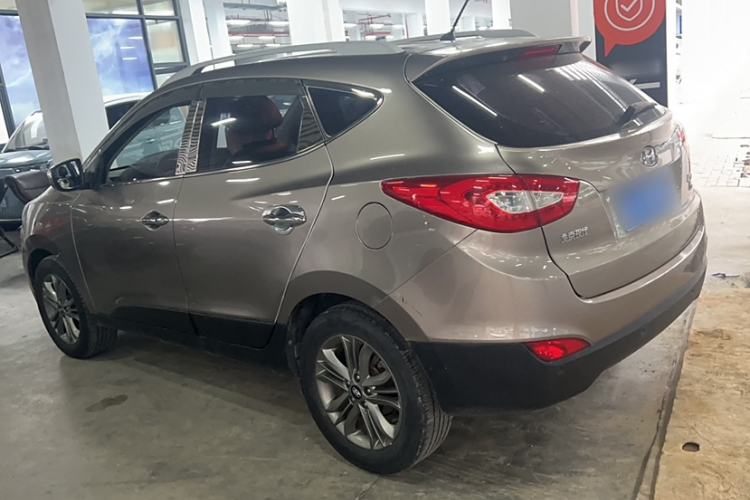 Used Hyundai ix35 2015 2.0L Automatic 2WD Smart Version China V Standard