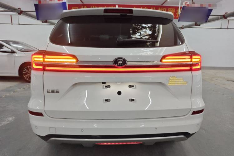 Used BYD Song 2021 Classic Edition 1.5T Automatic Elite Model
