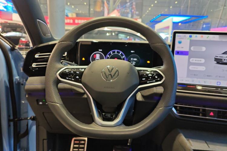 Used Volkswagen Tiguan L 2024 PRO 380TSI Four-Wheel Drive R-Line Prestige Edition