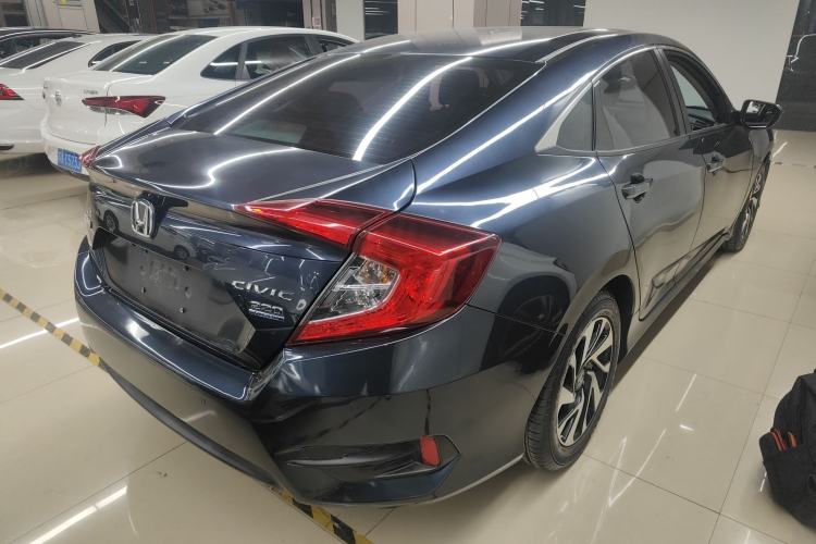 Used Honda Civic 2016 220TURBO CVT Luxury Edition
